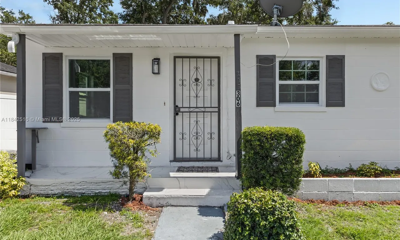 306 Modest Street, Lakeland FL 33805