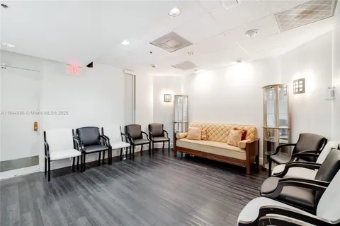 13005 Southern Blvd # 221, Loxahatchee FL 33470