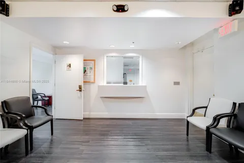 13005 Southern Blvd # 221, Loxahatchee FL 33470