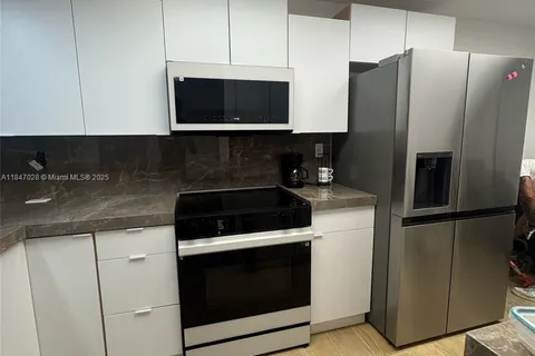 10044 S Ocean Dr # 105, Jensen Beach FL 34957