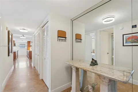 1160 Hillsboro Mile # 901, Hillsboro Beach FL 33062