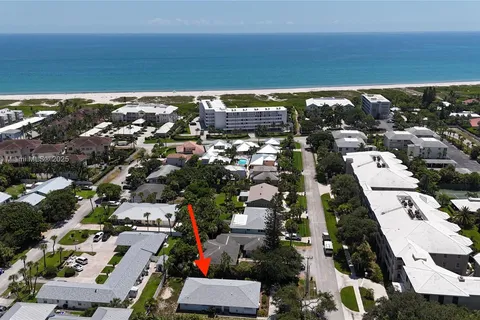 915-917 Turtle Cove Ln, Vero Beach FL 32963