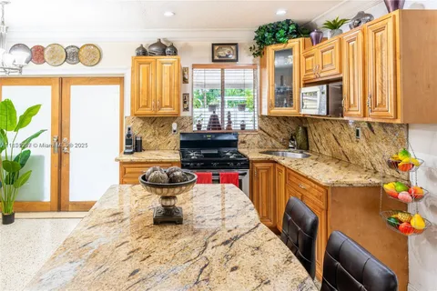 6181 SW 20st, West Miami FL 33155