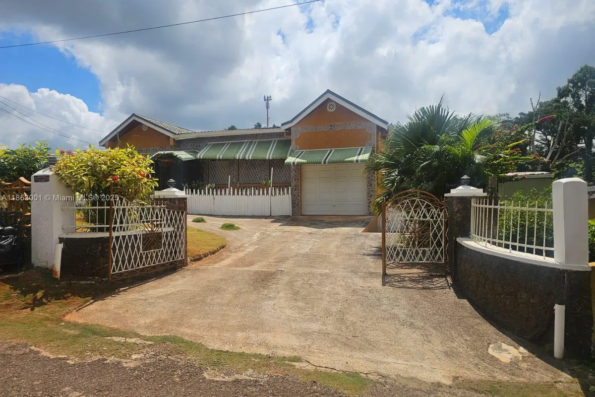 00 Mandeville, Manchester Hills Jamaica, FL