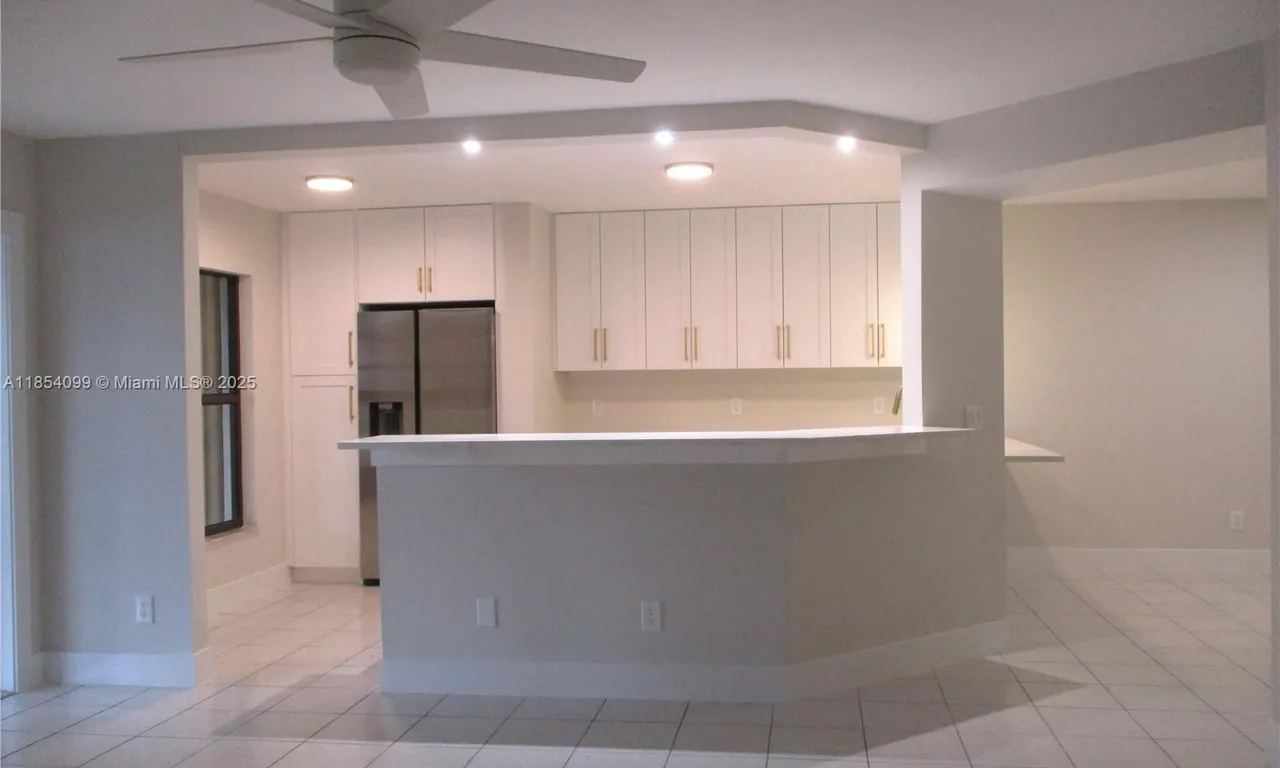 6531 SE Federal Hwy # F107, Stuart FL 34997