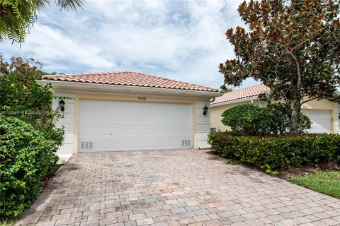 8528 SE Retreat Drive, Hobe Sound FL 33455