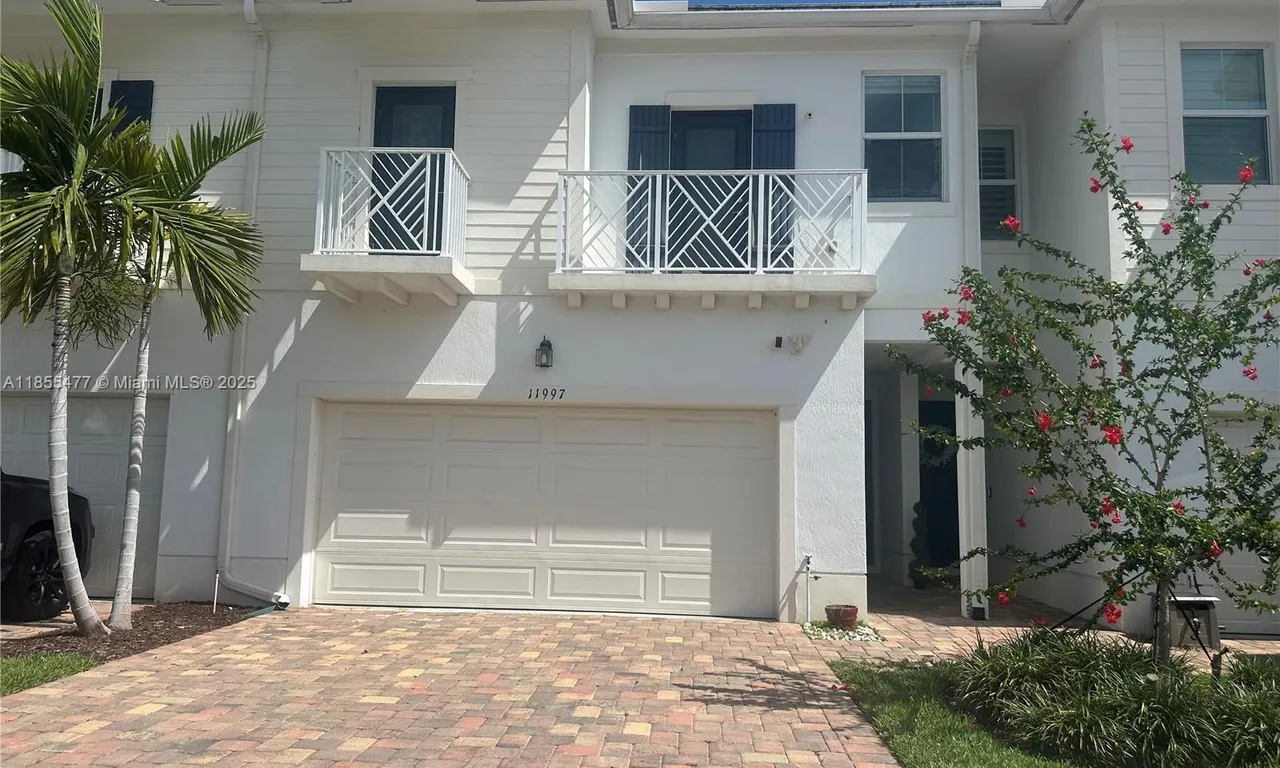 11997 Park Central, Royal Palm Beach FL 33411