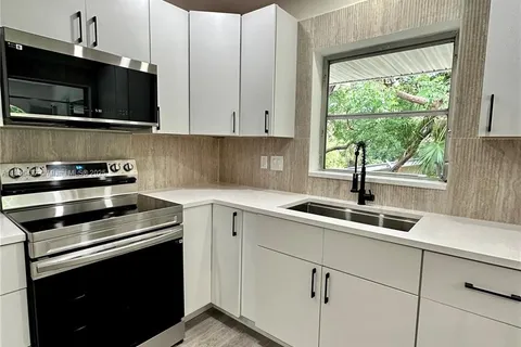 1548 Eastward Ho Ln, Marathon FL 33050