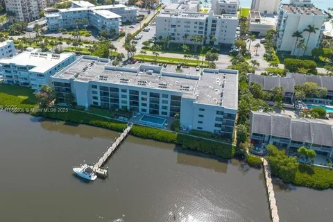 3525 S Ocean Blvd # 4030, South Palm Beach FL 33480