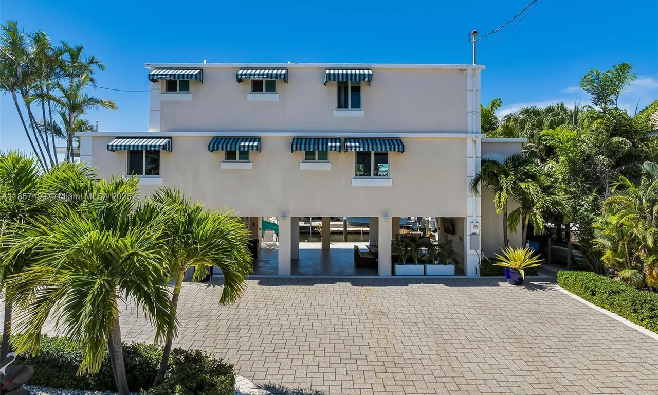 122 Court Contessa, Islamorada FL 33036