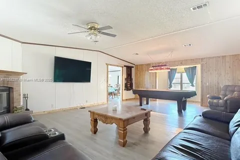 1320 Seminole Ave, Other City - In The State Of Florida FL 33935