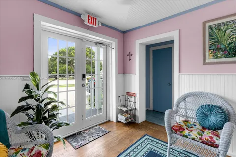 91760 Overseas Hwy, Tavernier FL 33070