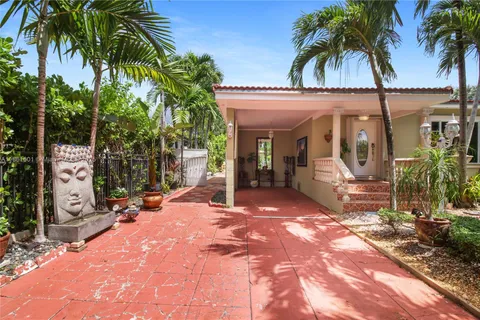 6101 SW 13th Ter, West Miami FL 33144