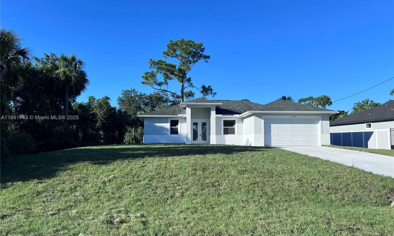 5028 N Peachtree CIR, La Belle FL 33935