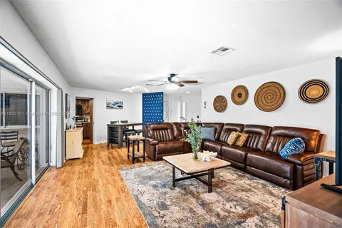 420 N Collier Blvd, Marco Island FL 34145