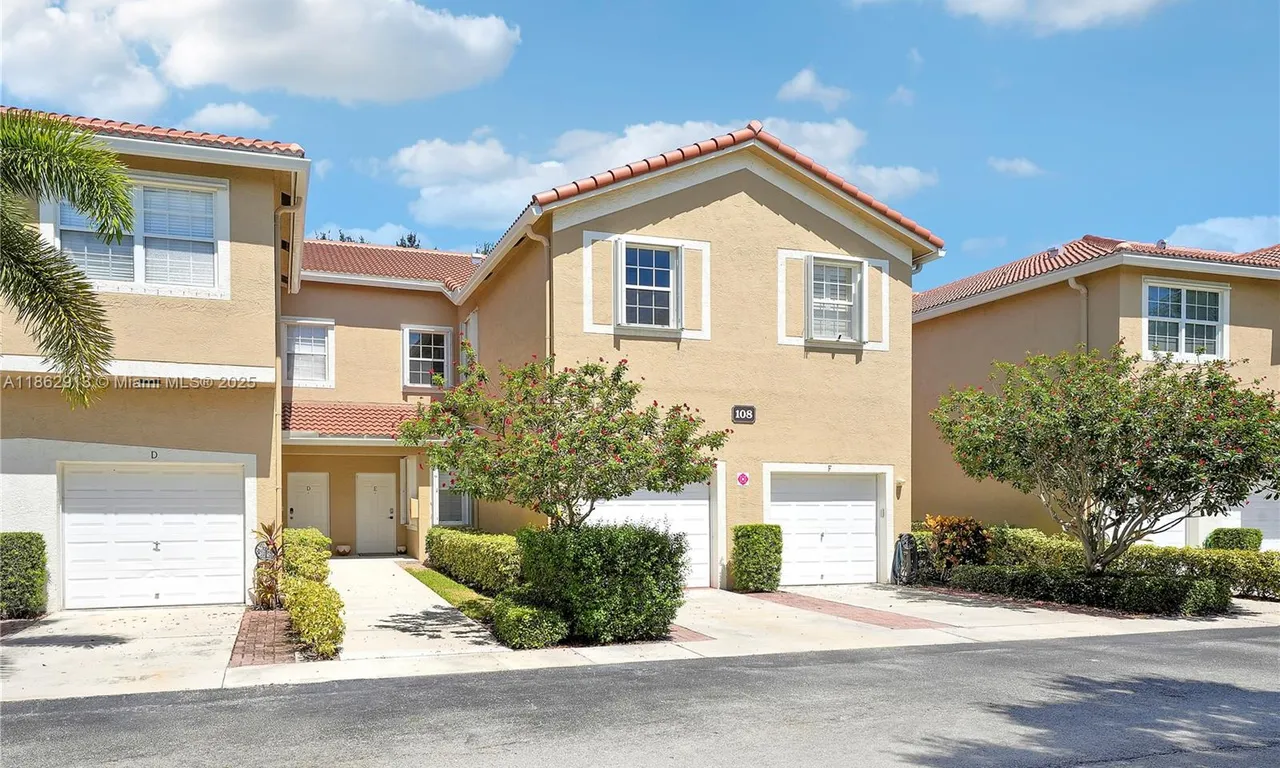 108 Lighthouse Cir, Tequesta FL 33469