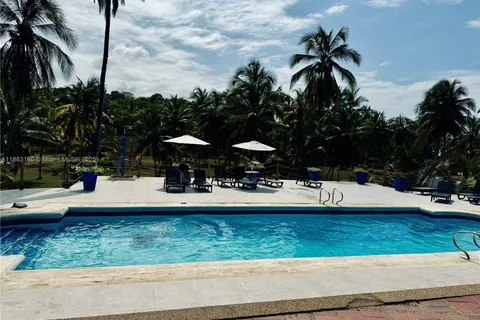 Casa De Campo Castillete, FL