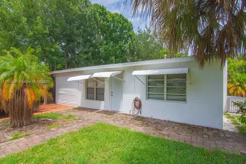 1650 5 Ave, Vero Beach FL 32960