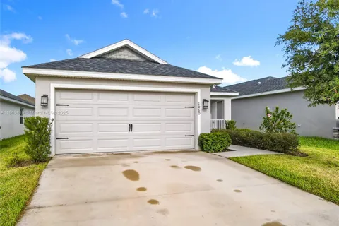 1060 Cascade Drive, Davenport FL 33837