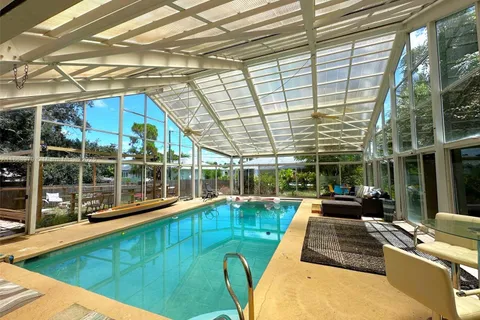 201 Poinciana St, Sebastian FL 32958