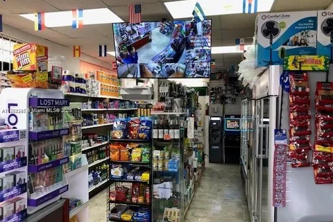 1011 SW 67th Ave, West Miami FL 33144