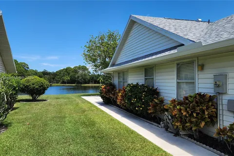6951 SE Lillian Ct, Stuart FL 34997