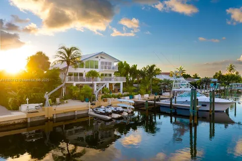 14 Avenue F, Marathon FL 33050