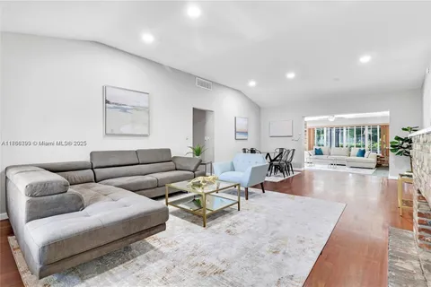 460 NW 88th Ter, El Portal FL 33150