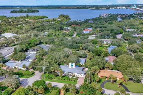 1505 Coral Ave, Vero Beach FL 32963