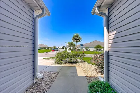 3161 Dressendorfer Dr, Other City - In The State Of Florida FL 32163