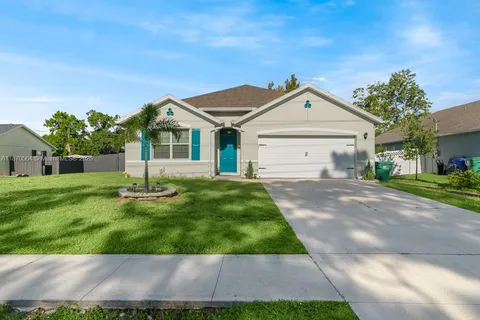 602 Barber St, Sebastian FL 32958