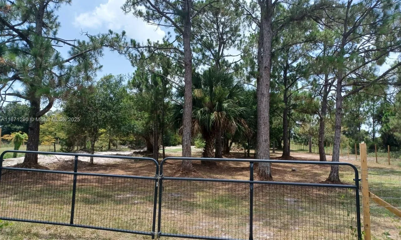 17010 NW 270th st, Okeechobee FL 34972