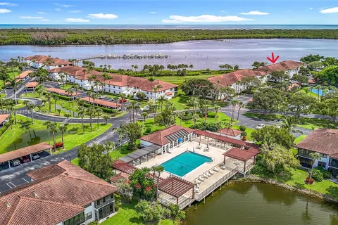 6082 SE Landing Way # 11, Stuart FL 34997