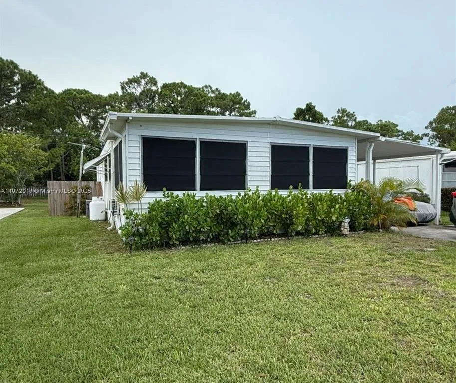 5374 SE Celestial Cir, Stuart FL 34997