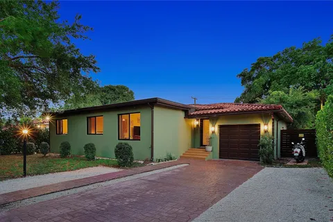 156 NW 90th St, El Portal FL 33150