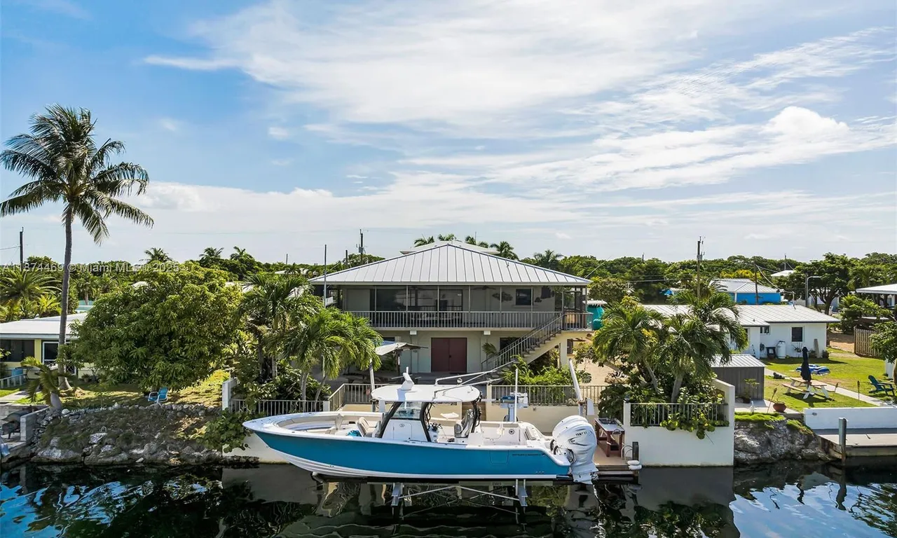 2663 E Yellowtail Ave, Marathon FL 33050