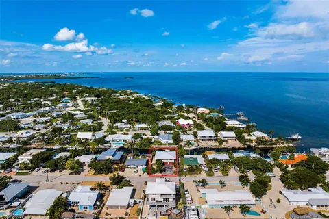 2663 E Yellowtail Ave, Marathon FL 33050