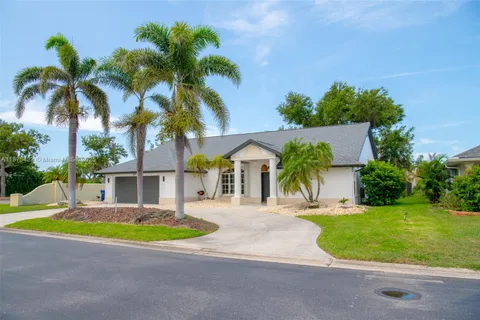 1010 Joyce CT, Venice FL 34293