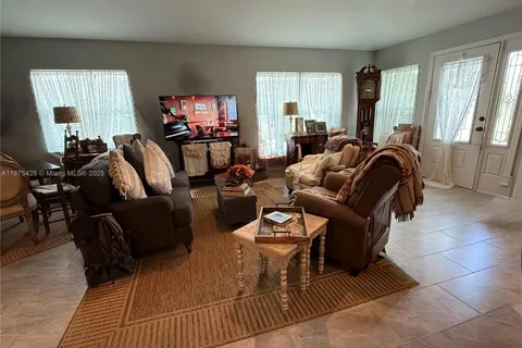 200 Village Circle, La Belle FL 33935