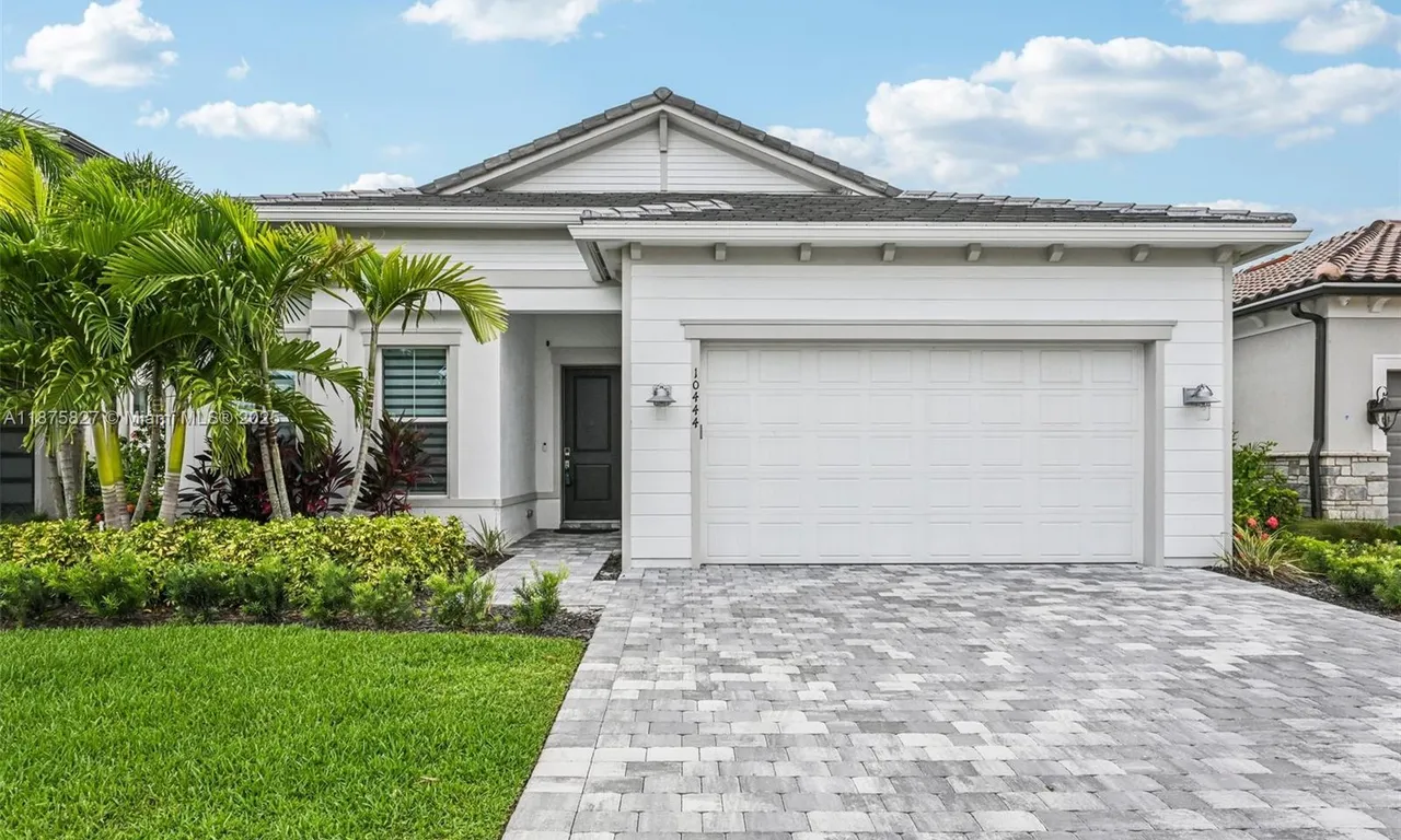 10444 Northbrook Cir, Palm Beach Gardens FL 33412