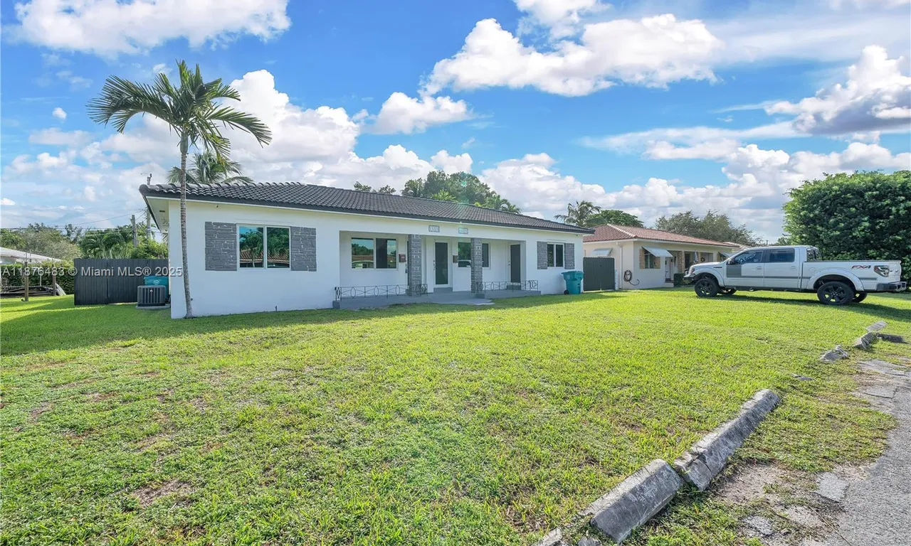 11221 NE 9th Ct, Biscayne Park FL 33161