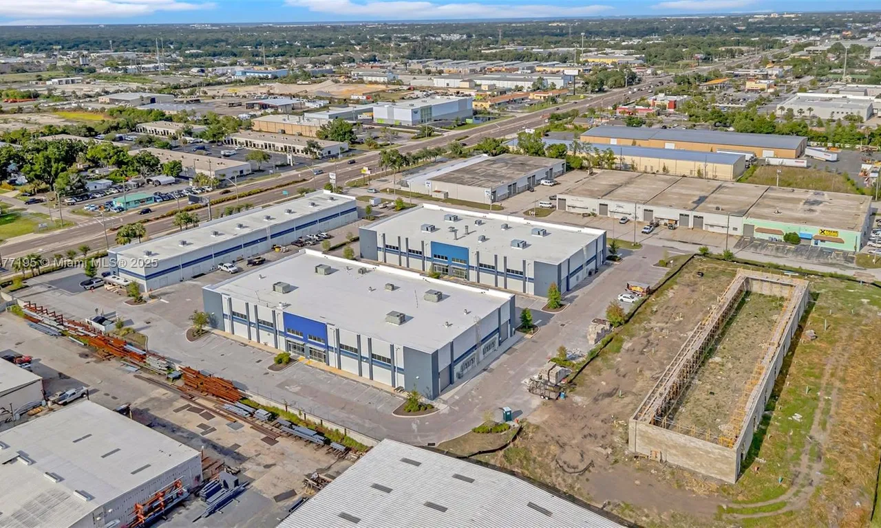 9310 Ulmerton Rd # 4, Largo FL 33773