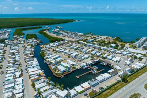 1361 Overseas Hwy D3, Marathon FL 33050