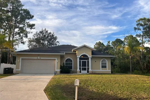 3894 Roderigo, North Port FL 34286