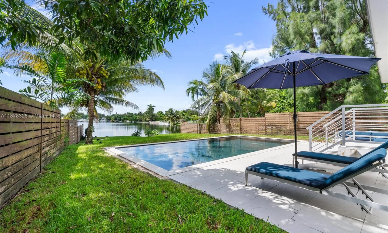 1620 Lenape Dr, Miami Springs FL 33166