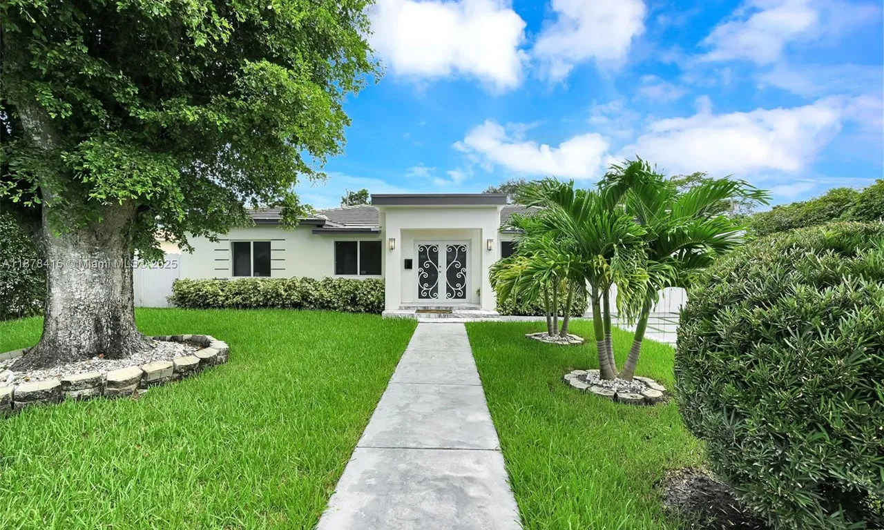 11011 NE 9th Ct, Biscayne Park FL 33161