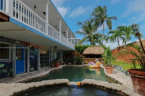 141 Ocean Dr, Tavernier FL 33070