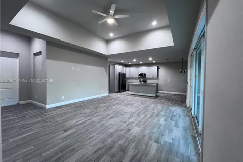 324 Kansas Terr, La Belle FL 33939