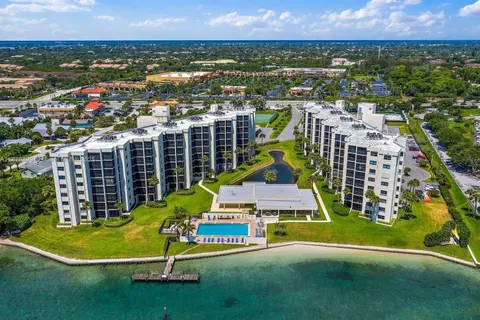 19800 Sandpointe Bay Dr # 106, Tequesta FL 33469