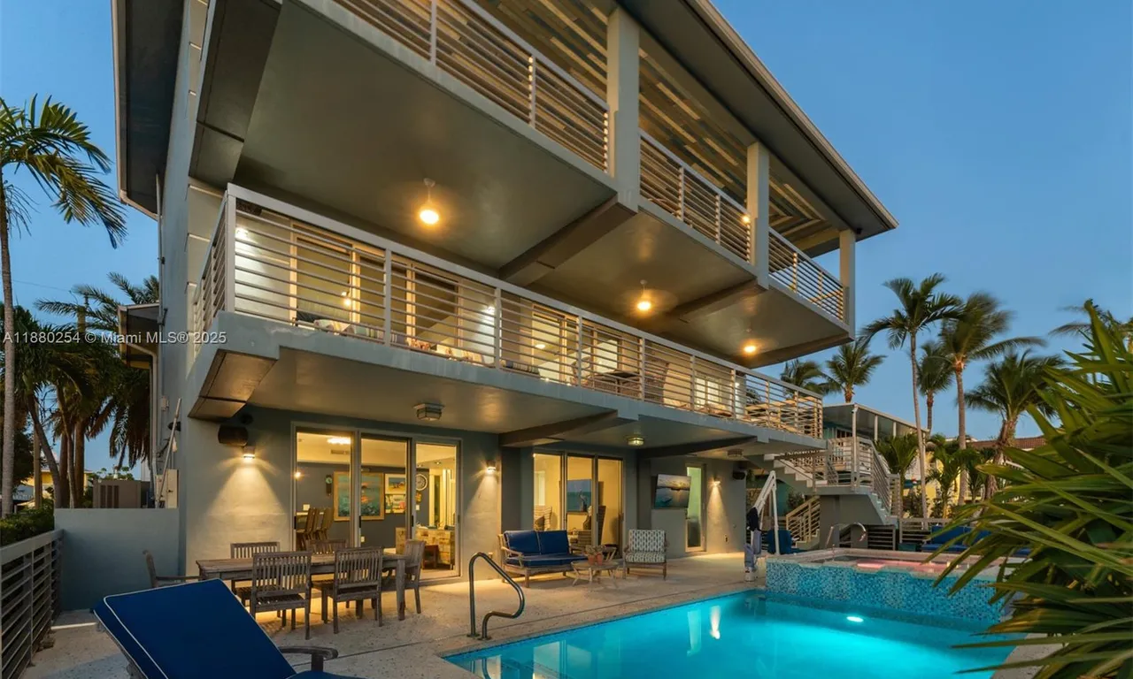 172 Venetian Dr, Islamorada FL 33036